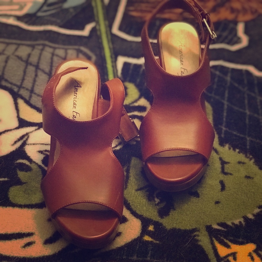 Brown Wedges